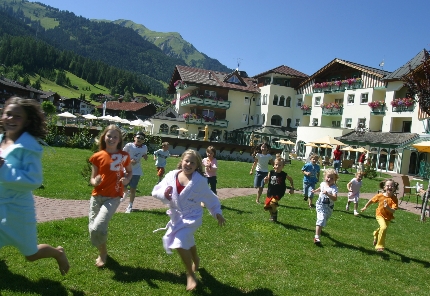 Hotel Alpenrose Lermoos/Tirol - Kinderanimation