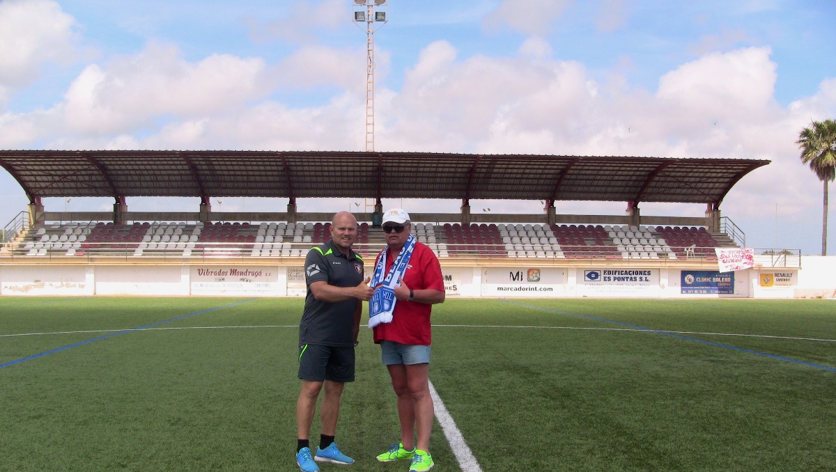 Fussballtrainingslager und Fussballschule im Stadion von Santanyi