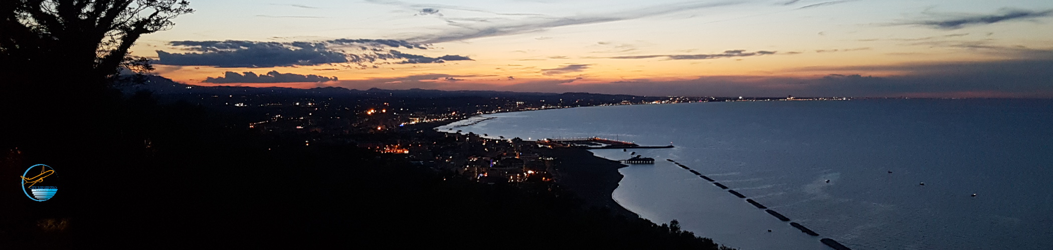 Blick Gabicce Monte auf Riccione, Adria, Italien